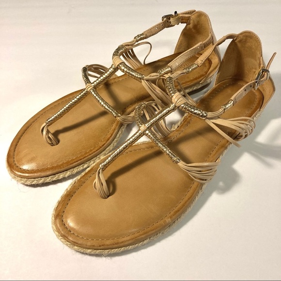 ANTONIO MELANI Shoes - ANTONIO Melani Sand & Gold Thong Sandals Size 8.5